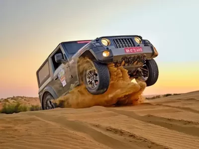 Jaisalmer Jeep safari with buffet dinner, belly dance & transfers